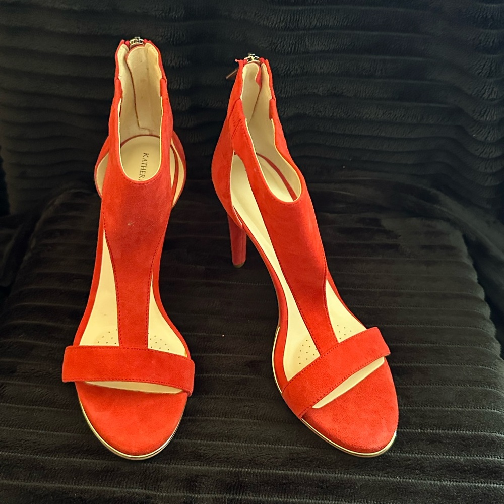 Katherine Kelly - heels